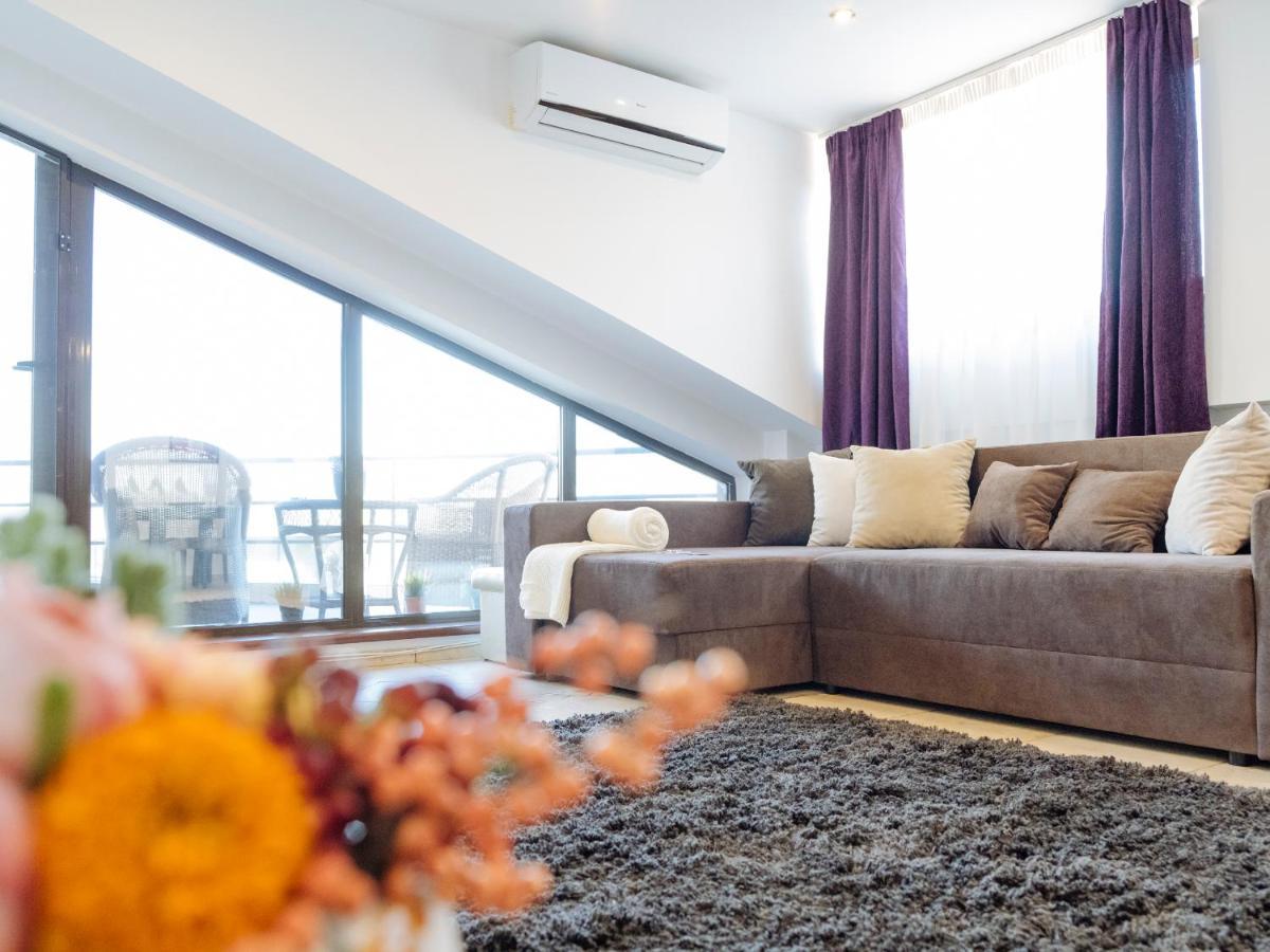 Amazing View Residences - Penthouse & * Bucharest