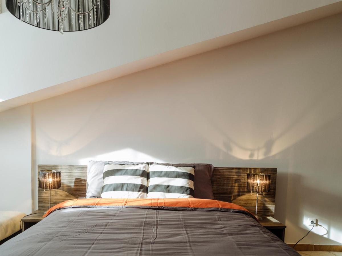 Amazing View Residences - Penthouse & Apartment *