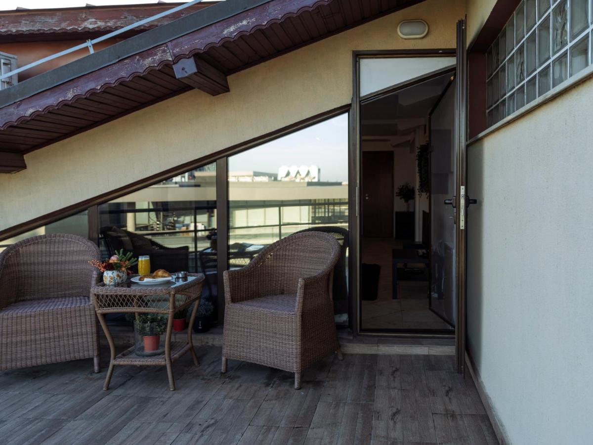 Amazing View Residences - Penthouse & Bucharest
