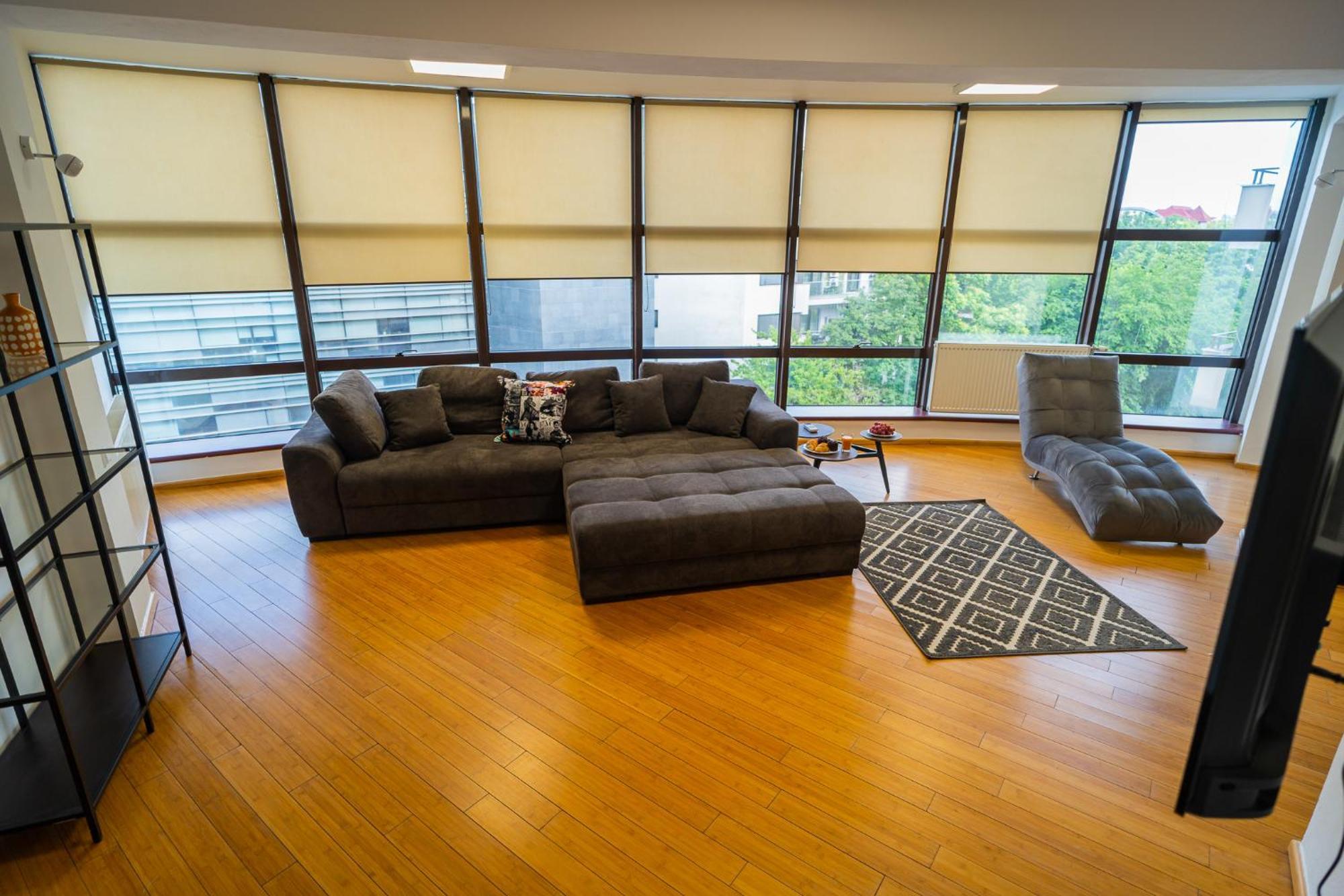 Amazing View Residences - Penthouse & Bucharest