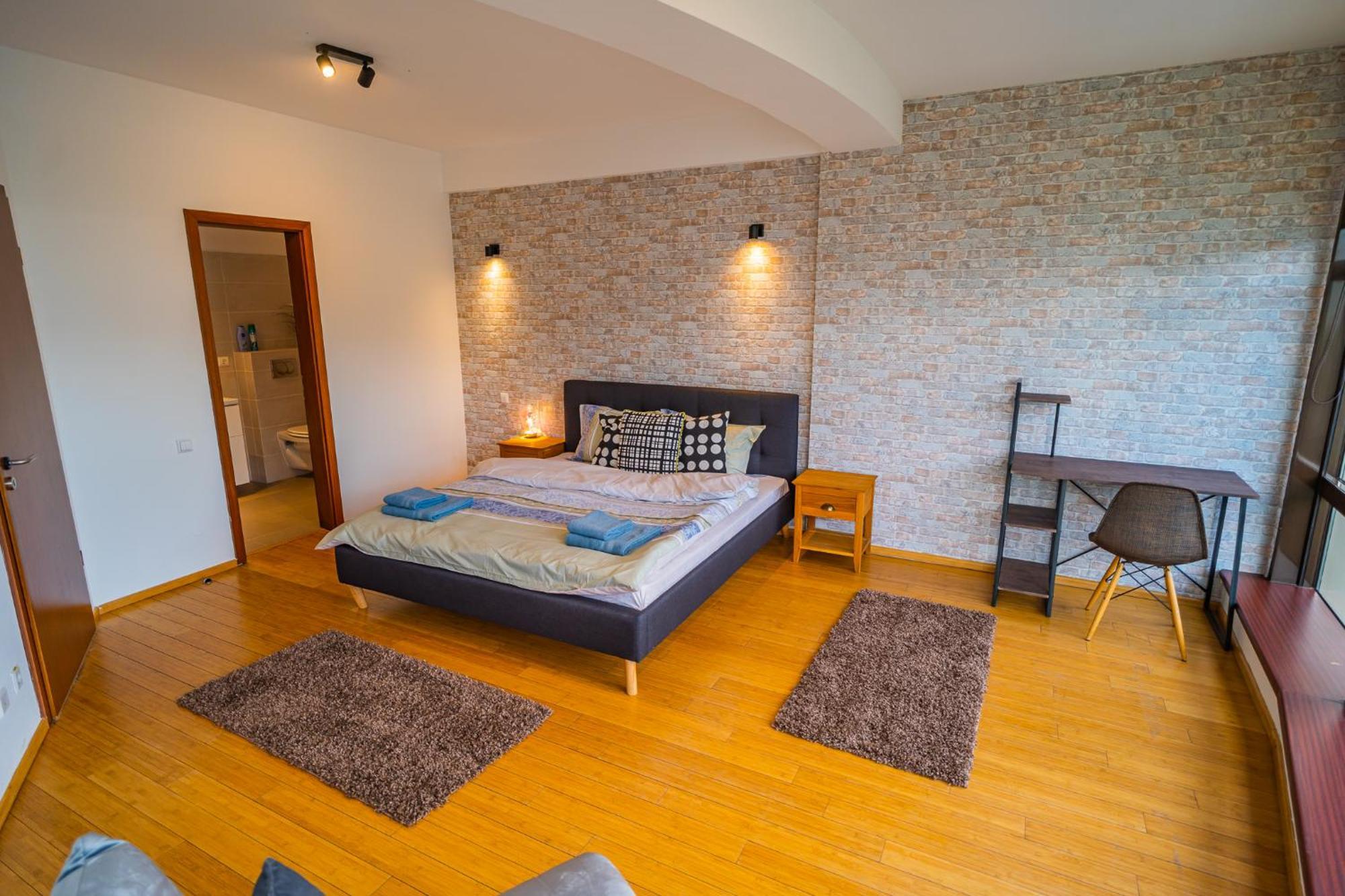 Amazing View Residences - Penthouse & * Bucharest