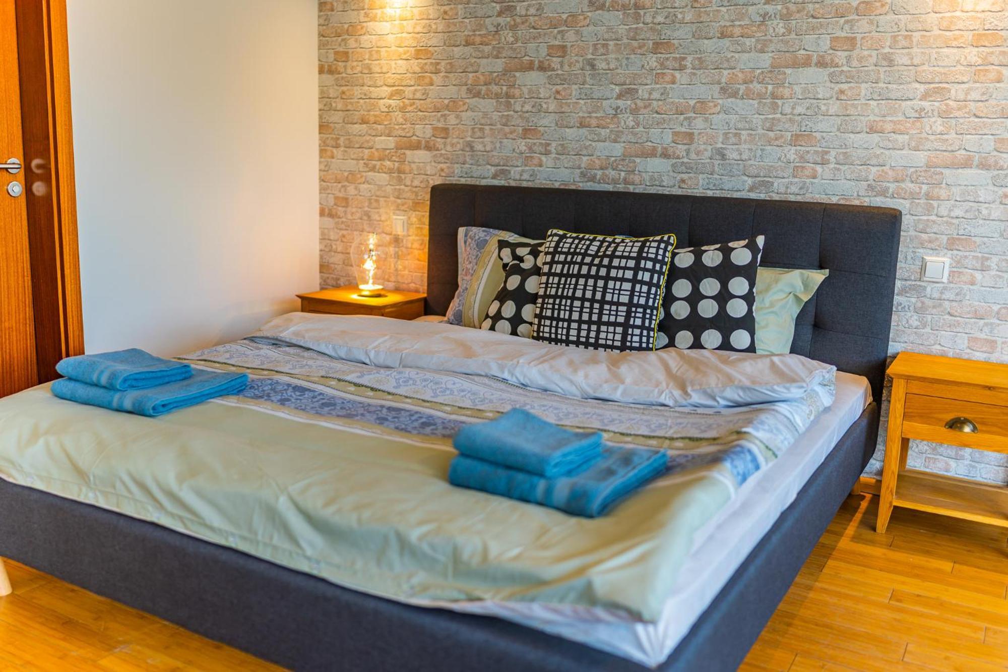 Amazing View Residences - Penthouse & Apartment